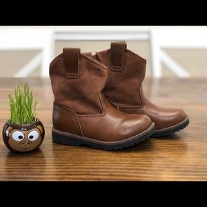 Toddler boys riding boots